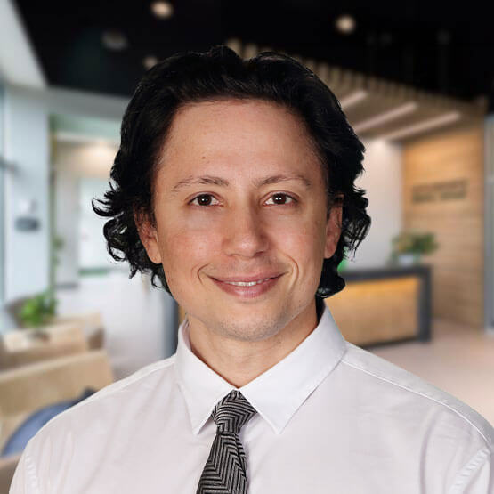 North Attleboro periodontist Doctor Cifuni
